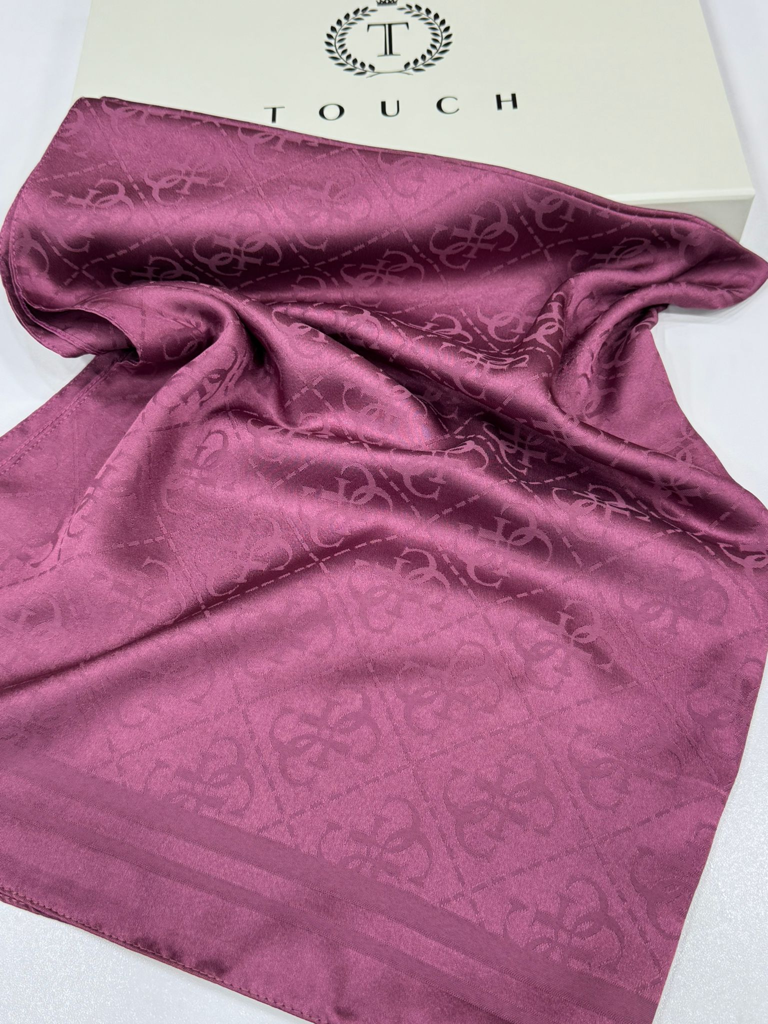 Guess Desen İpeksi Jakar Şal-75896-mürdüm - Görsel 2