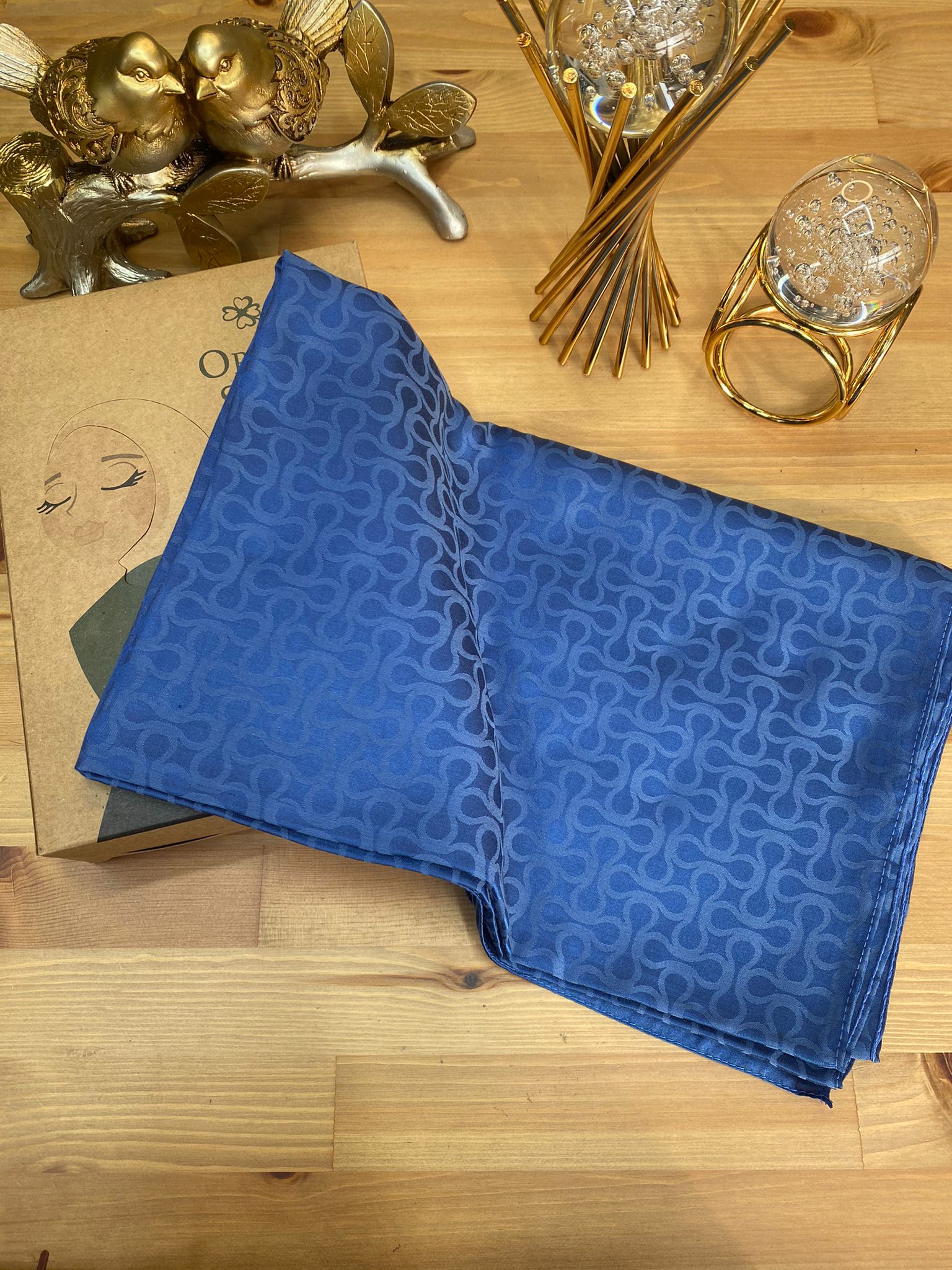 Bloom Desen Pamuk İpeksi Jakar Şal - İndigo - Görsel 2